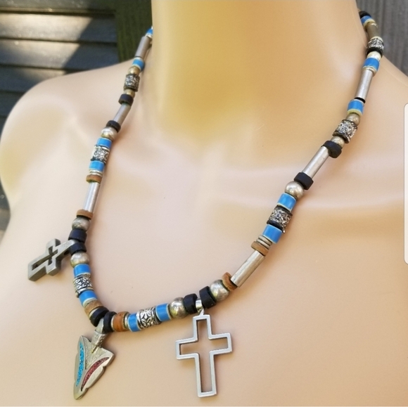 VINTAGE NATIVE AMERICAN CROSS & ARROWHEAD PENDANT BEADED NECKLACE - Picture 2 of 8